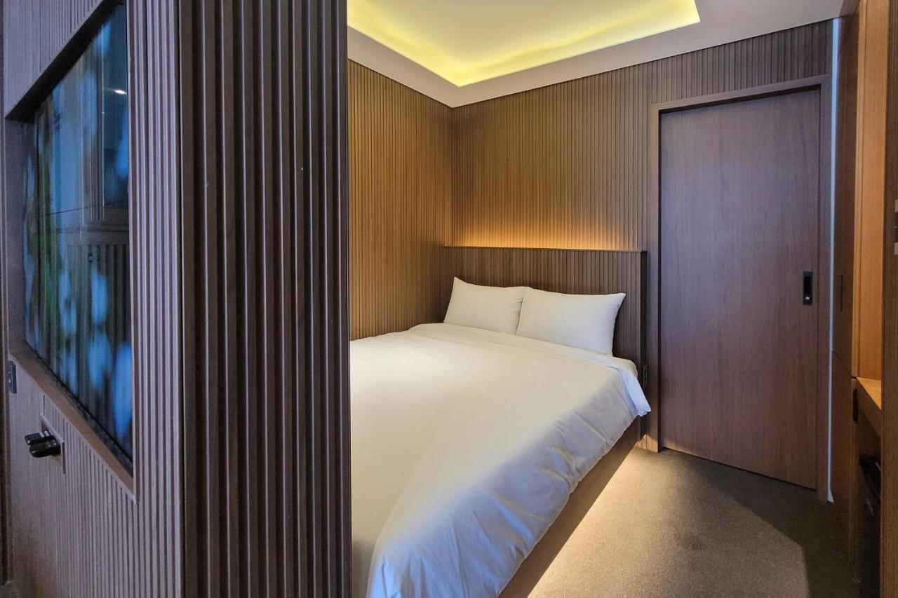 Uh Suite The Myeongdong โซล ภายนอก รูปภาพ